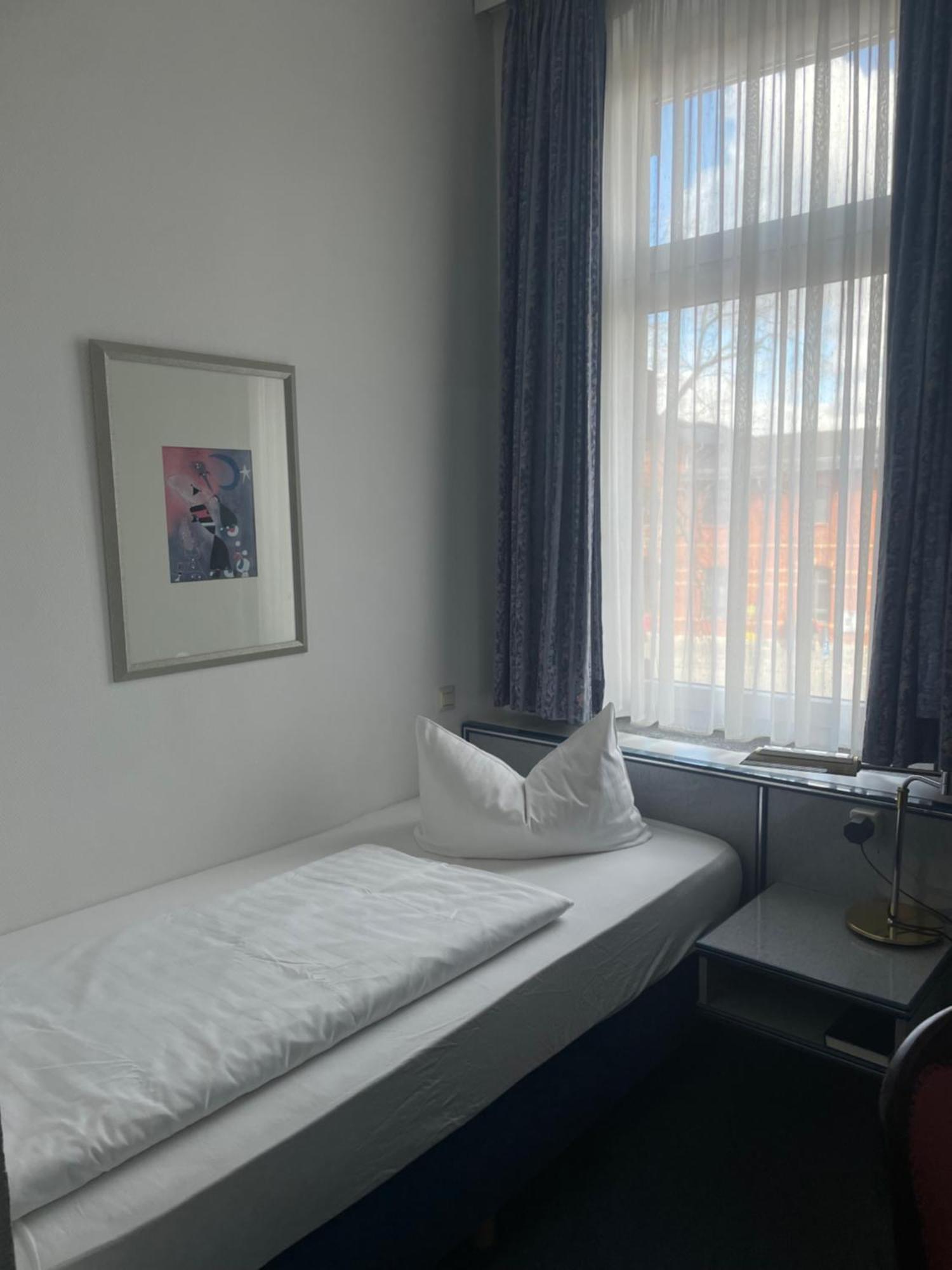 Hotel Krone 아른슈타트 외부 사진