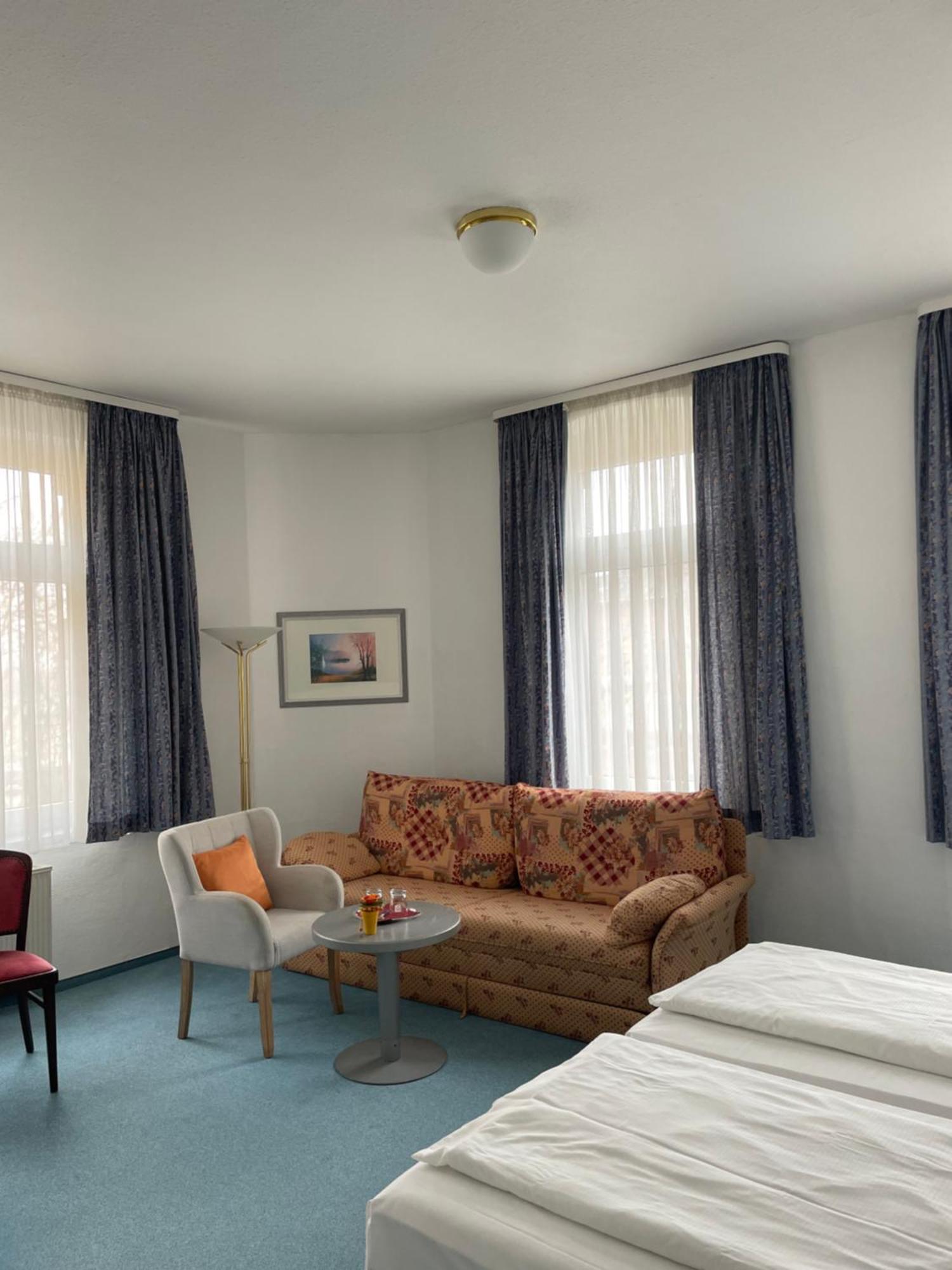 Hotel Krone 아른슈타트 외부 사진